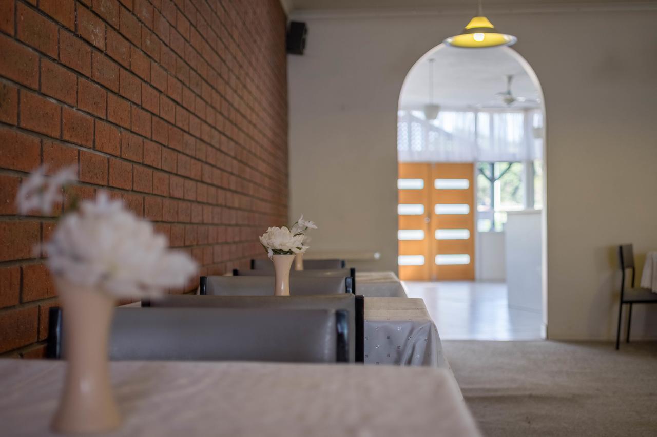 Stawell'S London Motor Inn Екстериор снимка