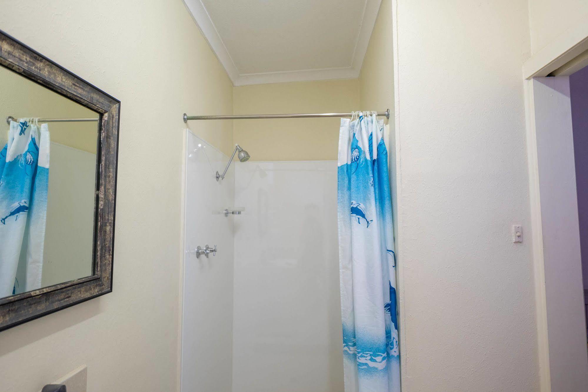 Stawell'S London Motor Inn Екстериор снимка