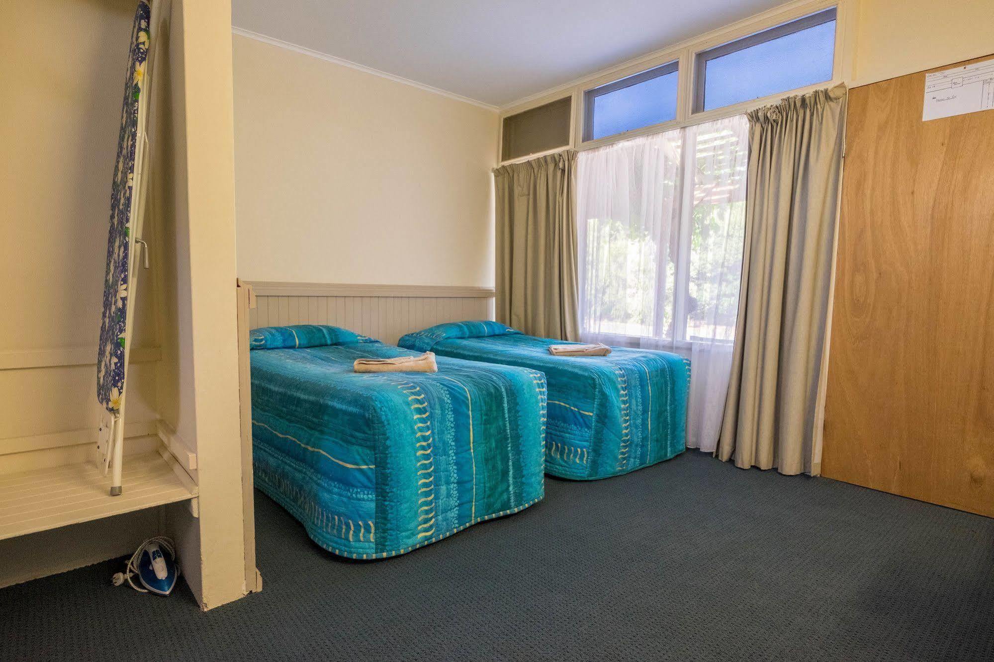 Stawell'S London Motor Inn Екстериор снимка